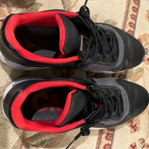 Black Red NIKE MEN’s size 10.
